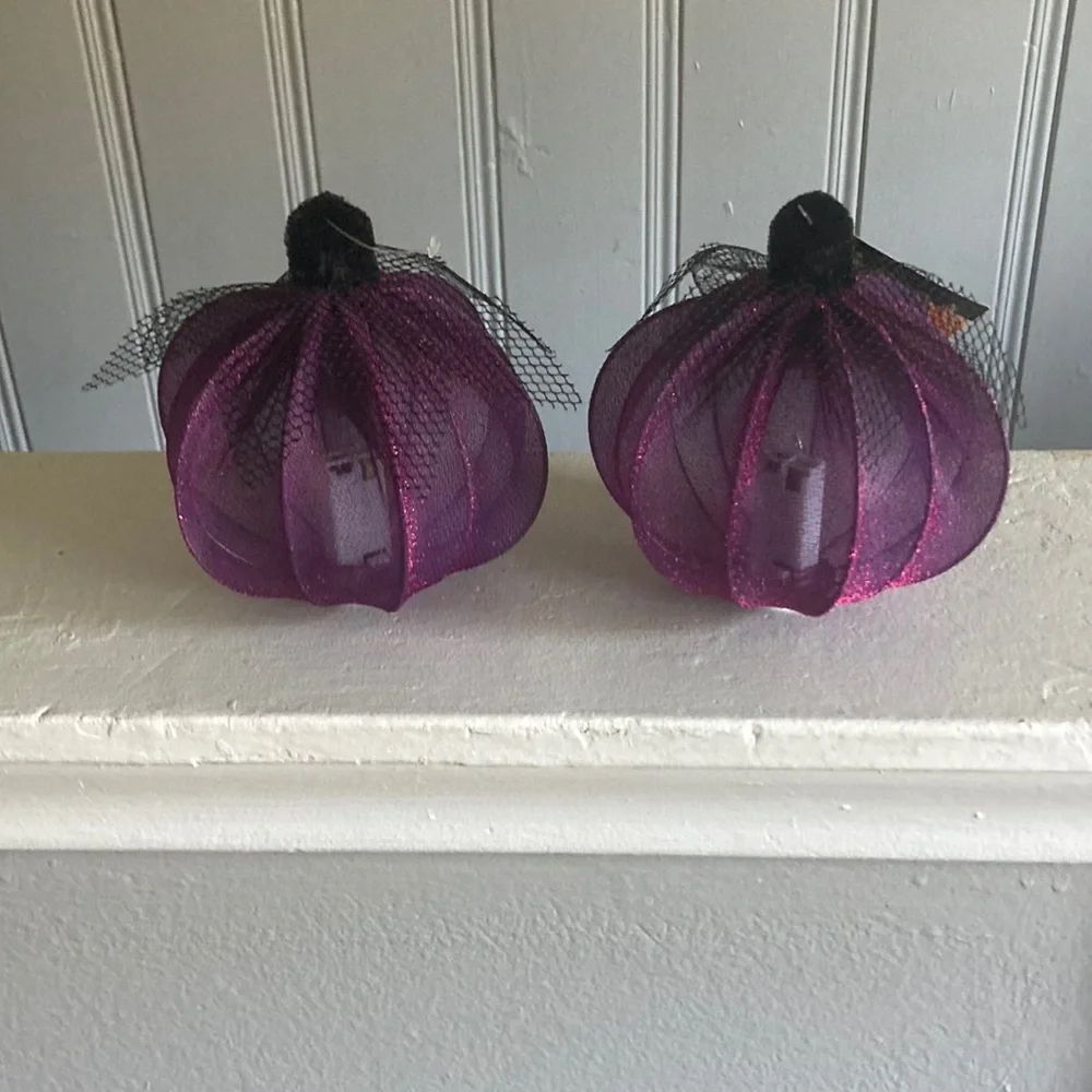 NWT- 2- Elegant Purple Lace Covered Light Up LED Halloween Pumpkin Decorations